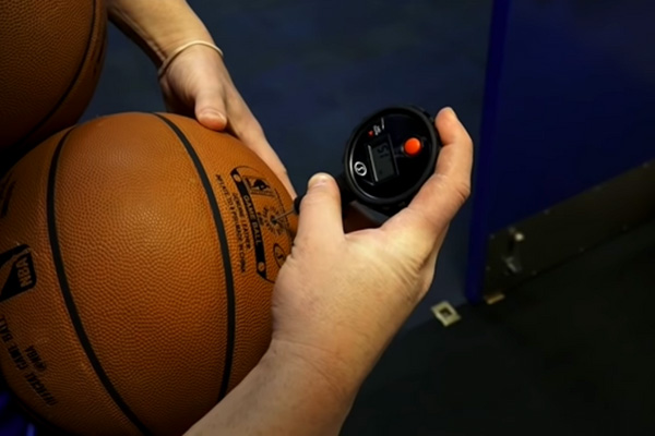 Monitor air pressure of Basketball